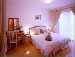 5. 卧室镜像布局禁忌及枕头配置建议