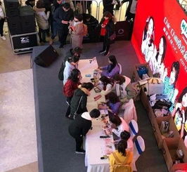 灵超签售会上，粉丝名字和合照都准备好了吗？