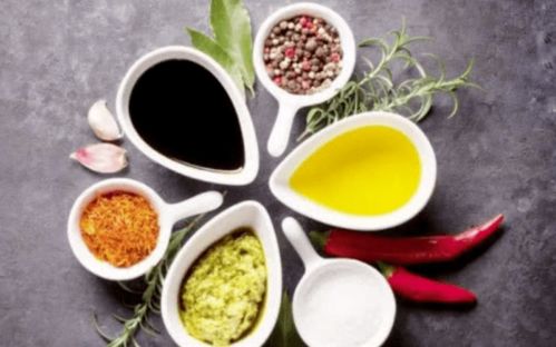 八字中乙木食伤为喜，那乙木的食伤具体指的是什么？