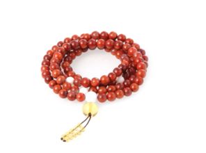 红玛瑙手串有哪些养生保健的功效和作用？