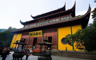 灵隐寺：香火钱比门票贵？真正的祈福在法喜寺的素斋里