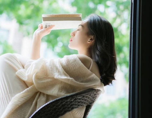 月亮女孩：网名DIY奇旅