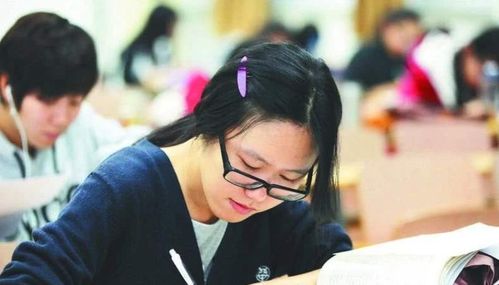 a) 淡季特惠——雨季最简单打折