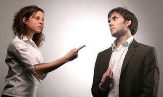 八字显示两个男命比肩克父，这是真的吗？