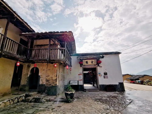 一、 乡村民俗文化的系统性挖掘与创新性传承