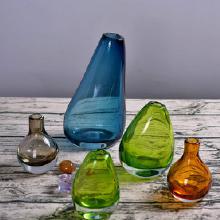 当代市场对低价位玻璃花瓶的消费态度分析