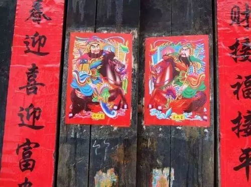 二、 正门贴福讲究中的时间段维度考量