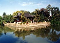 弇山园必坑景点