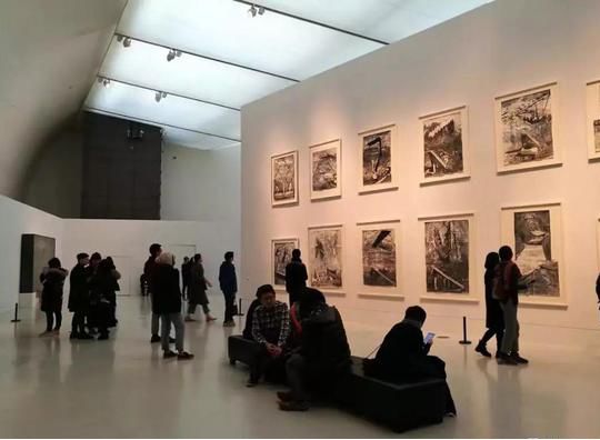 南京基弗展门票疯抢现场！艺术与钞票齐飞！