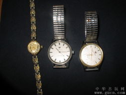 时间的流逝与长寿健康的期盼