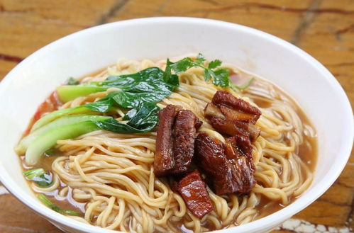 一、 面条在属猪者饮食结构中的持续地位与演化