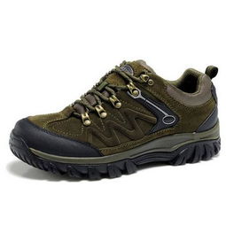 品牌对决：舒适与时尚的博弈 (什么博弈啊...)