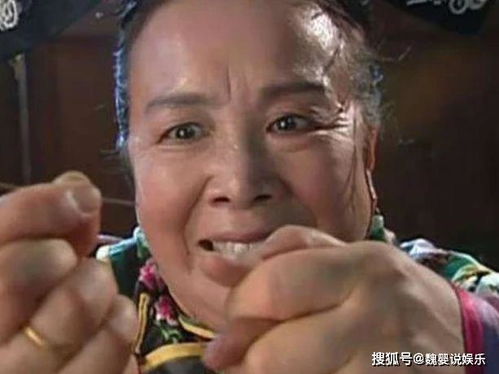 一、 面具下的真实相：鼠年开局中的认知扭曲