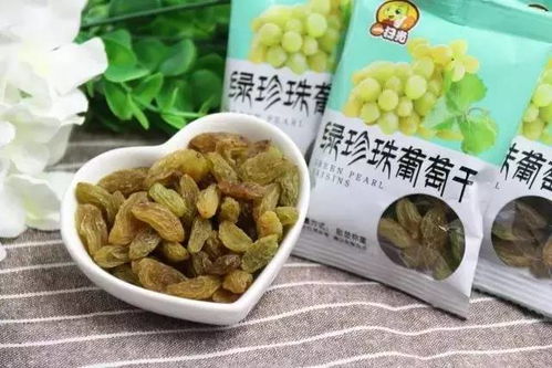 户外徒步/登山：要“轻巧量化+高大能量”