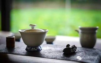 2.2 “菩萨”混搭——让人误以为是较高僧坐镇，却又偷偷藏了点更少女心