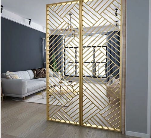 2. 金属屏风：坚固耐用的现代选择