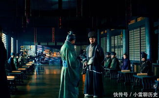 仰拍视角下的破碎意象