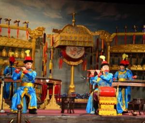 四、 舜帝奏韶乐：古老传说的神圣叙事