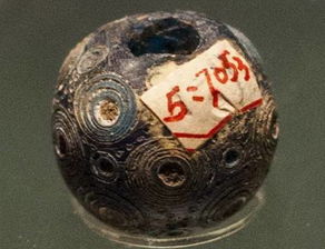 简牍修复：一项精细而漫长的工程