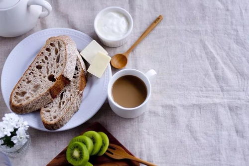 减肥与早餐：科学认知下的可行性探讨