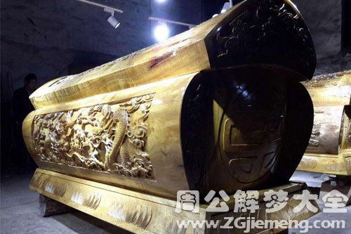 噪音1：突如其来的笑声和鸟鸣声