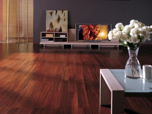 卧室养生风水：实木地板的优越性