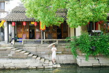 游客的实用指南