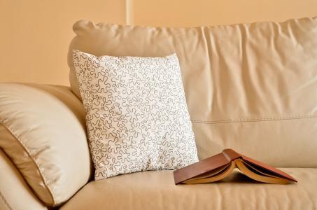 4. 书籍：知识改变命运的力量