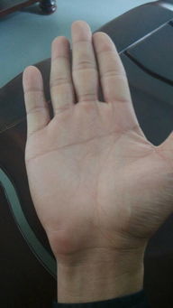 双手断掌的男人命运究竟是好是坏？双手断掌纹的男人命运如何？