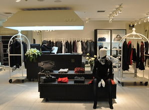 二、 商业空间之大忌：四六不靠与前后拥堵