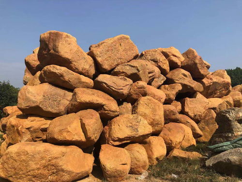 堆叠艺术性：对自然山川形态的模拟与再现