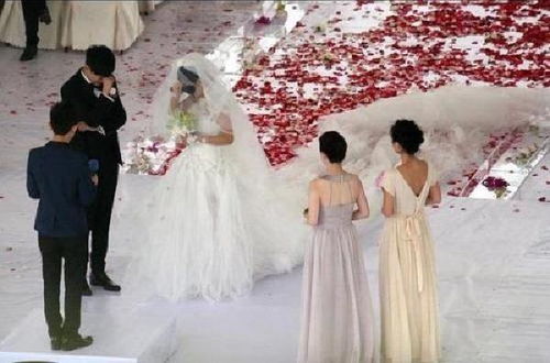 梦见老公穿婚服是什么预兆？是暗示着什么特殊含义吗？