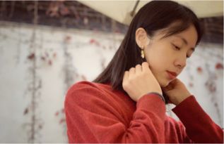 女人八字中克姻缘的命理特征，如何影响婚姻运势？