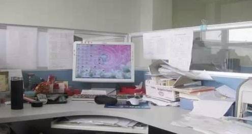 1.1 避免背窗与玻璃幕墙：规避潜在的负面影响