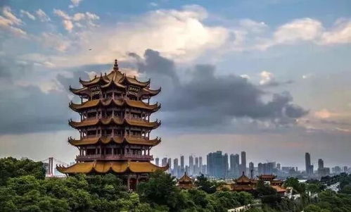 3. 周边美食推荐（吃到扶墙走！）