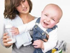 剃满月头：传统习俗的象征意义及现代考量