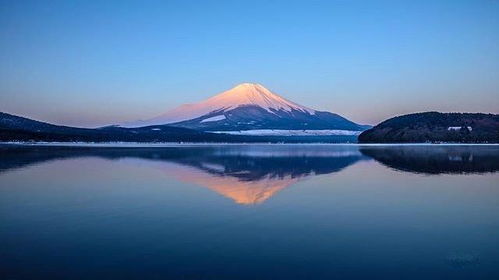 1. 寓意深远，  引人深思 (但别太装)