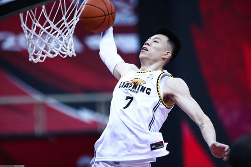 孙悦八字命理分析中，姚明八字有何特点？