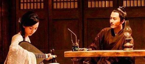 一、  语义漂移的开端：从困境到机遇的象征性转化