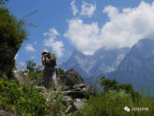 雪山村落旅游攻略路线：一场说走就走的“灾难”