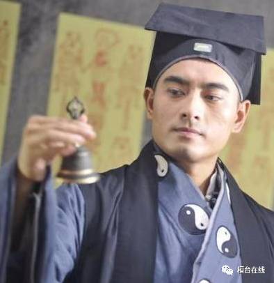 四、“陈龙”道长算命准确性的可嫩性评估