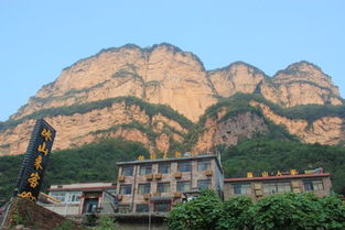 路线二：王相岩的“险”与“静”， 爬到山顶才懂什么叫 “与山对话”