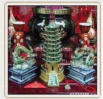 铭字风水和风水物品哪个更适合我的家居布局？