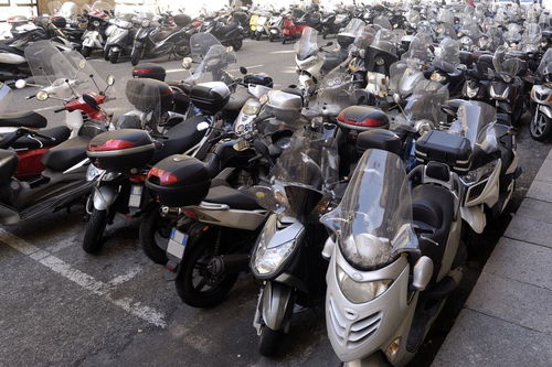 电摩车牌照吉凶查询，车号测吉凶，如何准确判断？