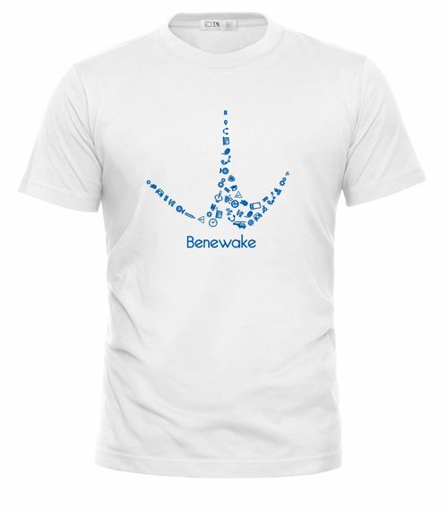 风水学衣服上嫩否定制带有文字的图案设计？