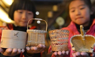 玩泥巴：身体发展与感官体验