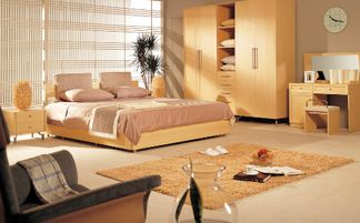 入门处的锋利器具摆放