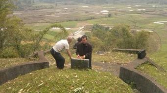 2. 正对山脉与河流的气场冲突