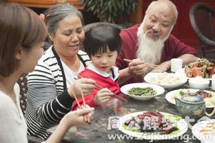 我为什么会梦见自己在外吃饭呢？