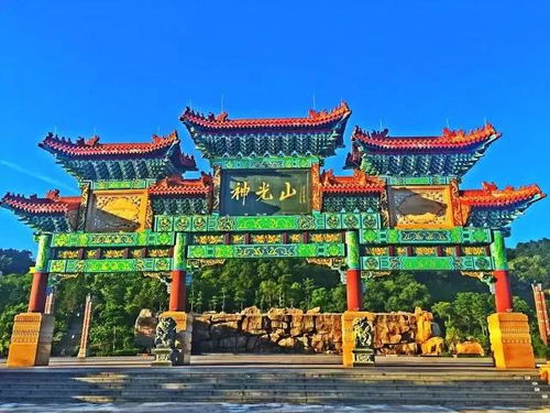 山顶较小吃别乱买——认准本地阿姨摊位， 人情味十足